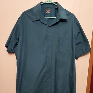 Van Heusen   17 1/2 Excellent cond